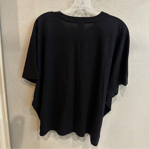 Natori | M | black Women's Classic Black Split Neck Top Super Soft Comfort Shirt - Picture 3 of 7